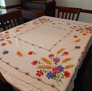 Vtg Crewel Embroidered Tablecloth Floral 48x40 Boho Farmhouse Cottage Colorful